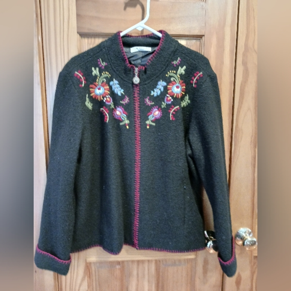 Coldwater Creek Wool embroidered lined zip cardigan XL EUC cozy!!